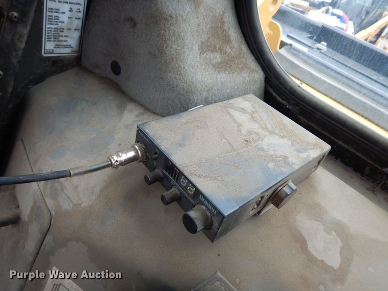 image for item AF9675 2016 Caterpillar 246D  skid steer loader