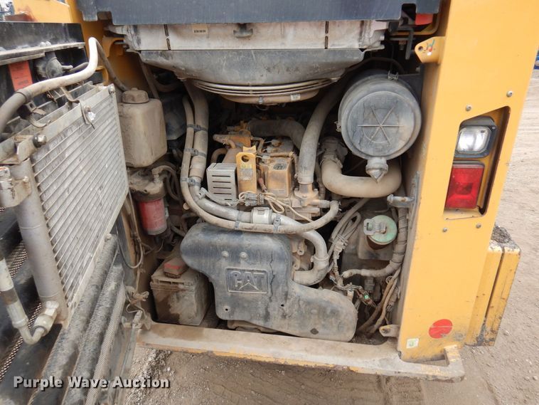 image for item AF9675 2016 Caterpillar 246D  skid steer loader