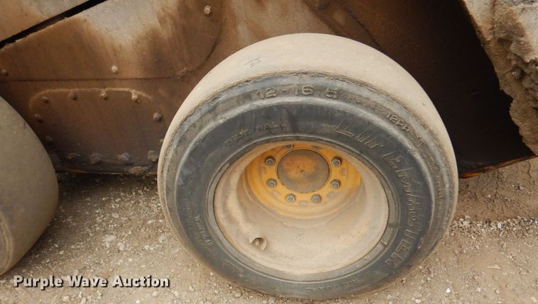 image for item AF9675 2016 Caterpillar 246D  skid steer loader