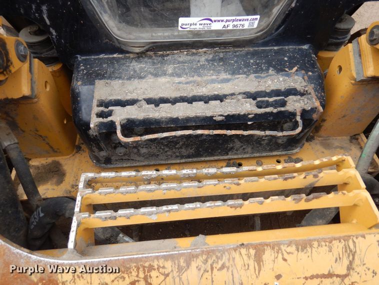 image for item AF9676 2017 Caterpillar 246D  skid steer loader