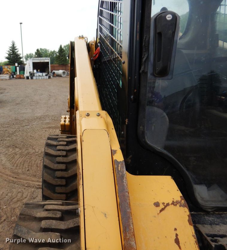 image for item AF9676 2017 Caterpillar 246D  skid steer loader