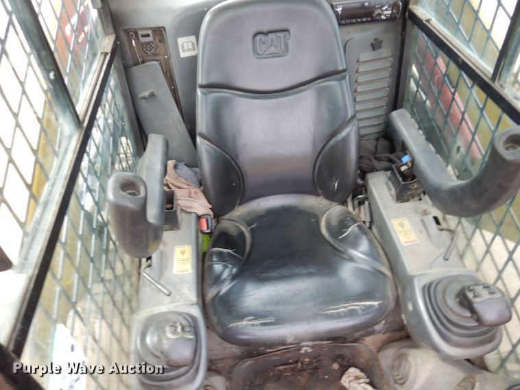 image for item AF9676 2017 Caterpillar 246D  skid steer loader