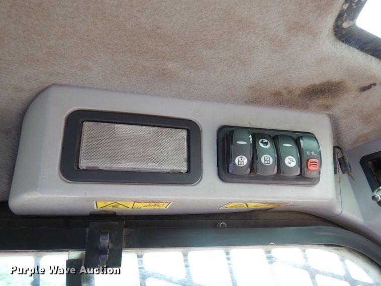 image for item AF9676 2017 Caterpillar 246D  skid steer loader