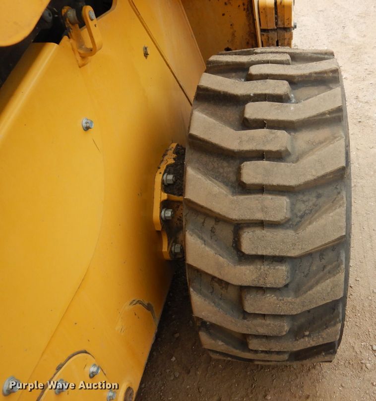 image for item AF9676 2017 Caterpillar 246D  skid steer loader