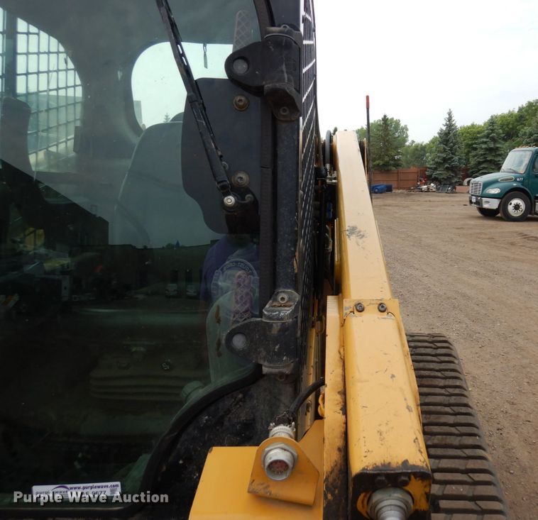 image for item AF9677 2017 Caterpillar 279D  tracked skid steer loader
