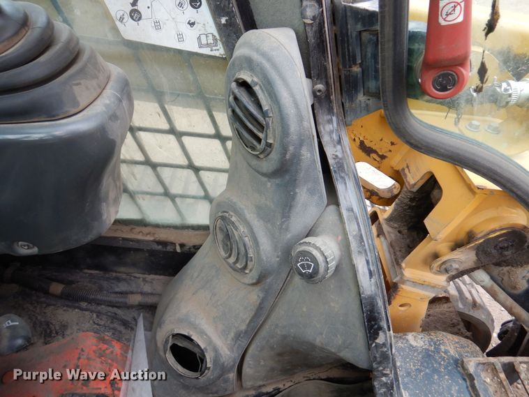 image for item AF9677 2017 Caterpillar 279D  tracked skid steer loader