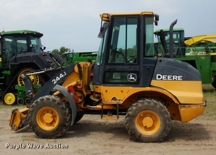 image for item AF9680 2006 John Deere 244J  wheel loader