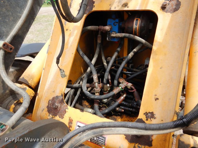 image for item AF9680 2006 John Deere 244J  wheel loader