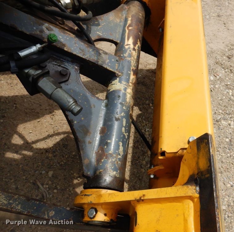 image for item AF9680 2006 John Deere 244J  wheel loader