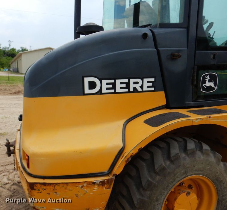 image for item AF9680 2006 John Deere 244J  wheel loader