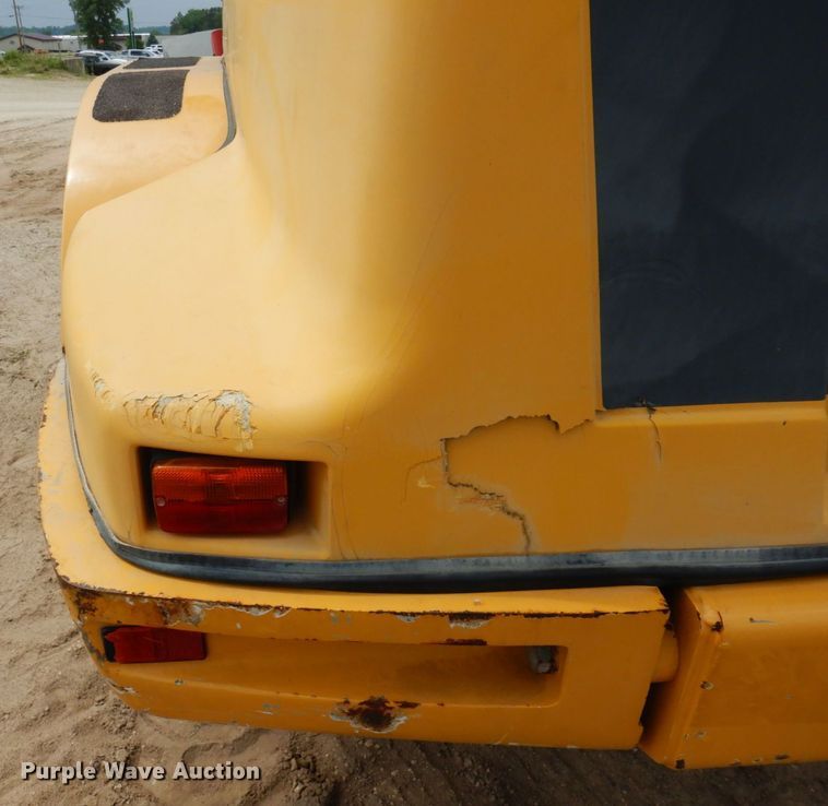 image for item AF9680 2006 John Deere 244J  wheel loader