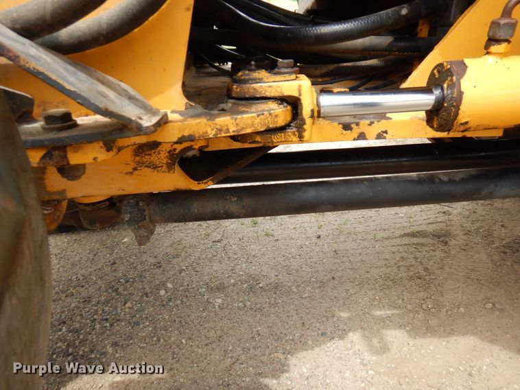 image for item AF9680 2006 John Deere 244J  wheel loader