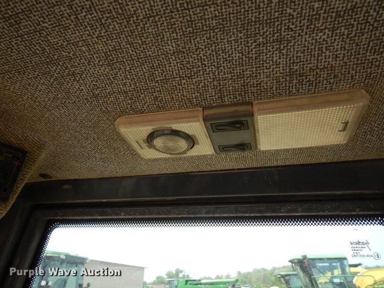 image for item AF9680 2006 John Deere 244J  wheel loader