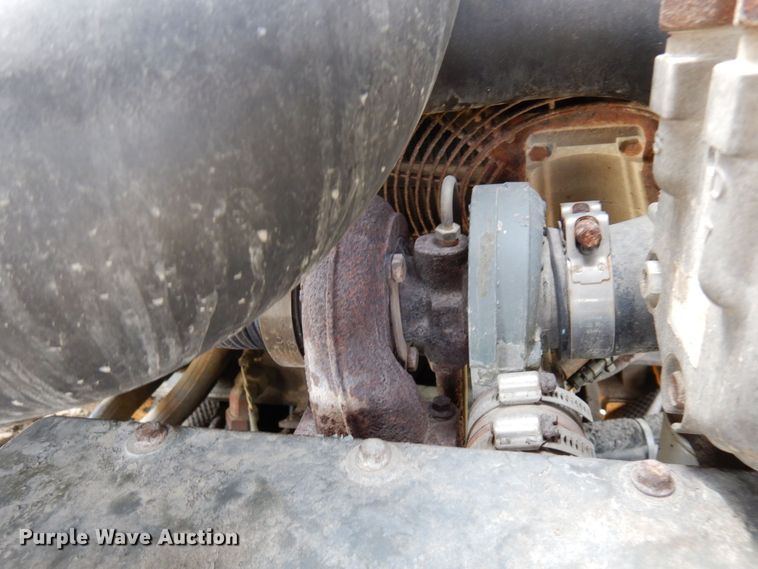 image for item AF9680 2006 John Deere 244J  wheel loader