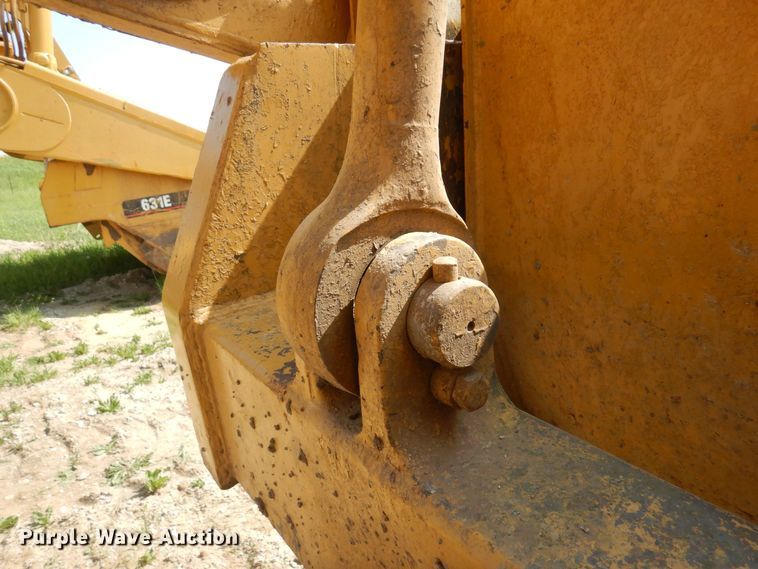 image for item AF9681 1989 Caterpillar 631E  conventional scraper