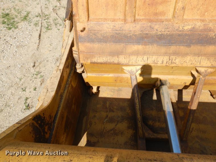 image for item AF9681 1989 Caterpillar 631E  conventional scraper