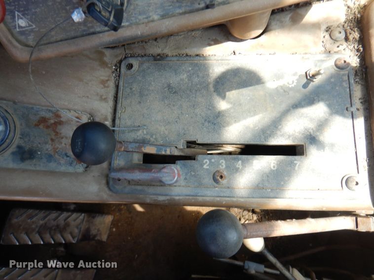 image for item AF9681 1989 Caterpillar 631E  conventional scraper