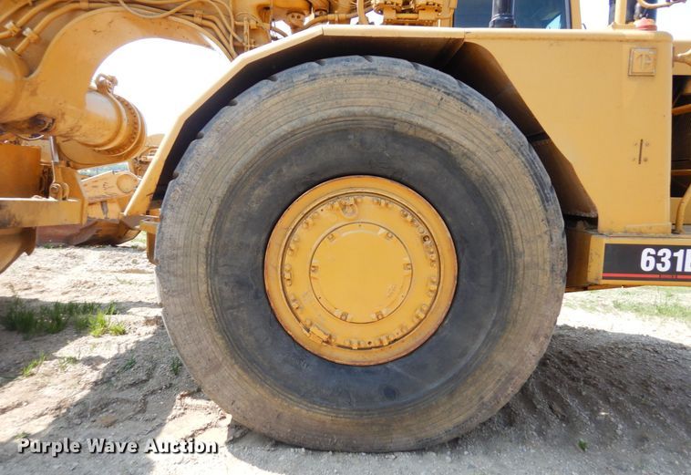 image for item AF9681 1989 Caterpillar 631E  conventional scraper