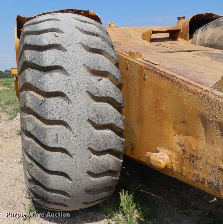 image for item AF9681 1989 Caterpillar 631E  conventional scraper