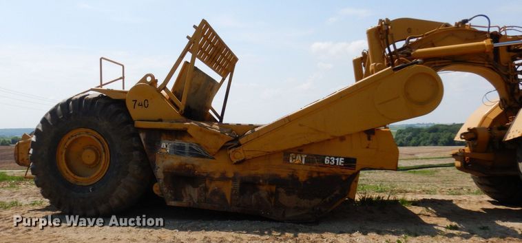 image for item AF9682 1988 Caterpillar 631E  conventional scraper