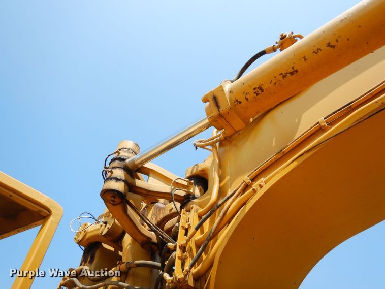 image for item AF9682 1988 Caterpillar 631E  conventional scraper