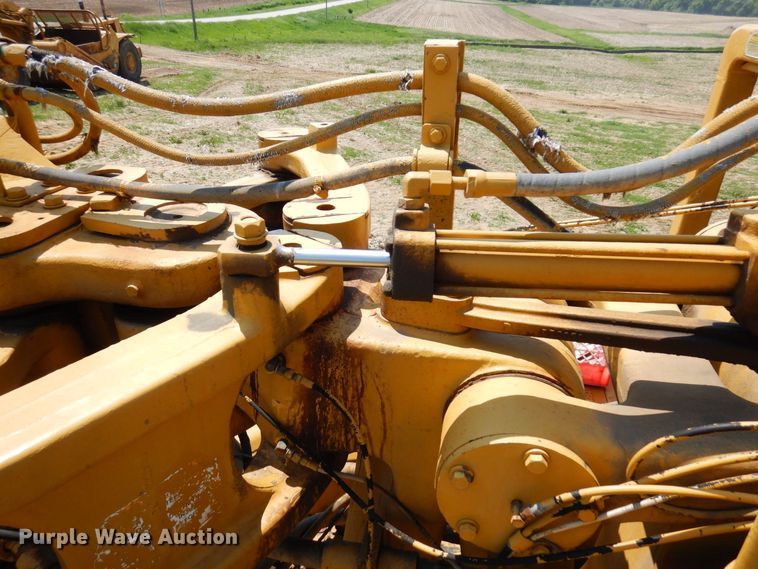 image for item AF9682 1988 Caterpillar 631E  conventional scraper