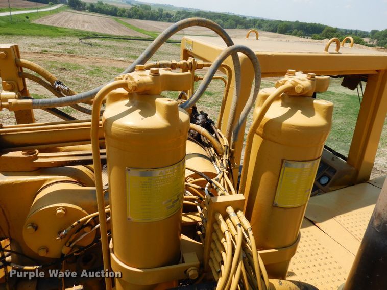 image for item AF9682 1988 Caterpillar 631E  conventional scraper