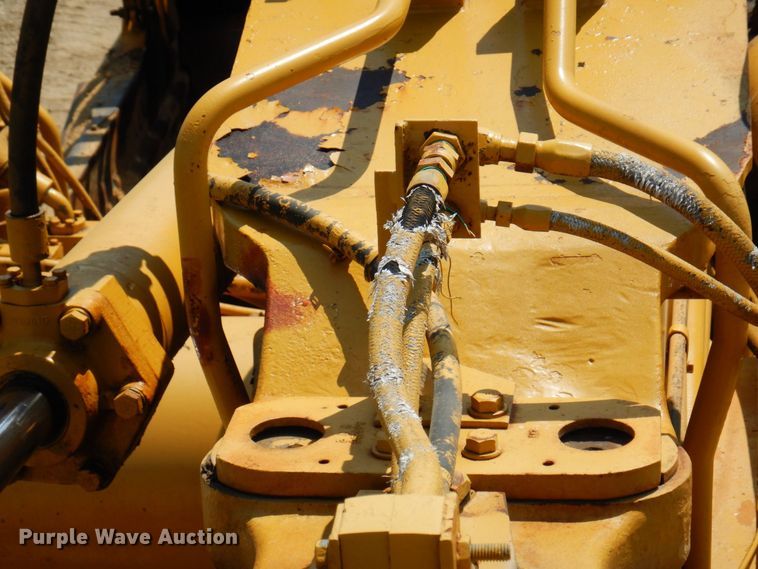 image for item AF9682 1988 Caterpillar 631E  conventional scraper