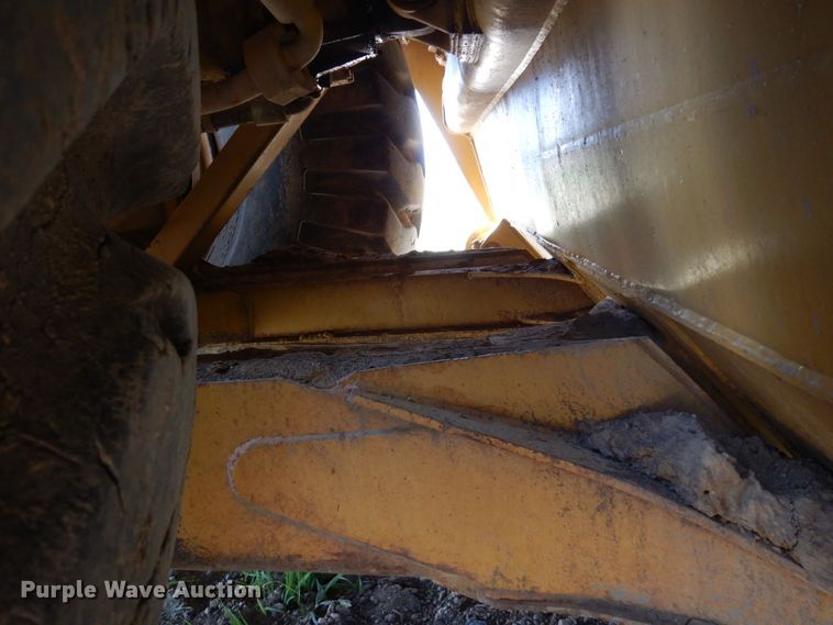 image for item AF9682 1988 Caterpillar 631E  conventional scraper