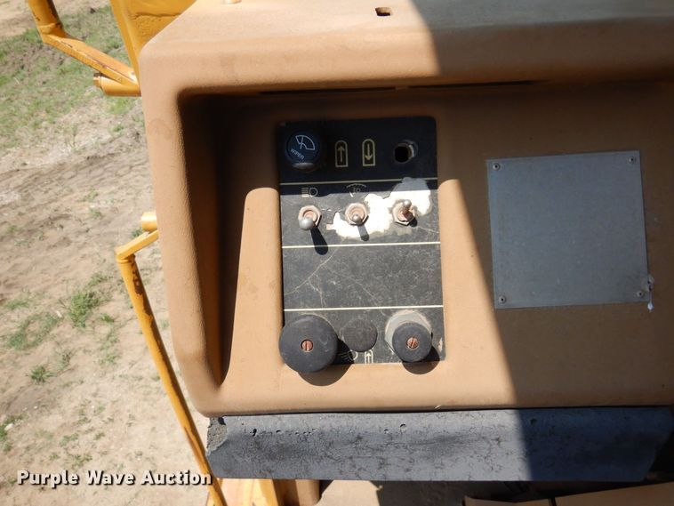 image for item AF9682 1988 Caterpillar 631E  conventional scraper