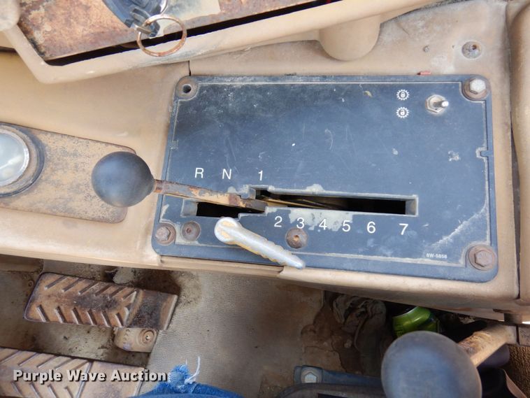 image for item AF9682 1988 Caterpillar 631E  conventional scraper