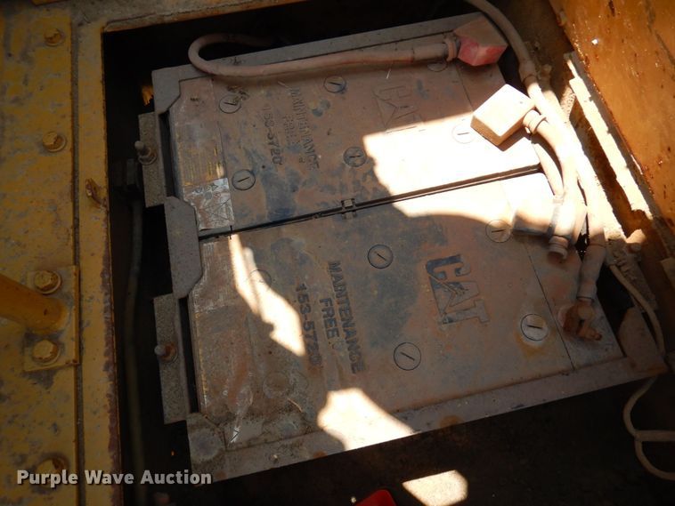 image for item AF9682 1988 Caterpillar 631E  conventional scraper