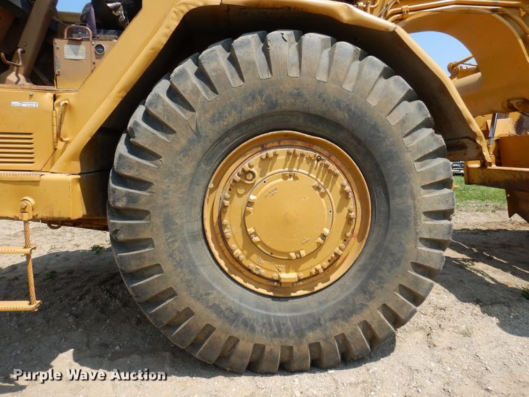 image for item AF9682 1988 Caterpillar 631E  conventional scraper
