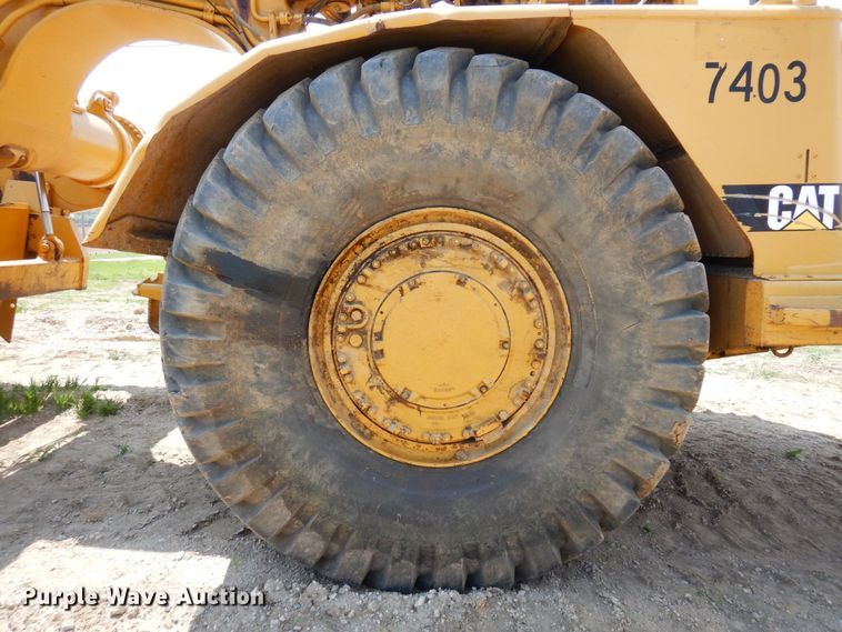 image for item AF9682 1988 Caterpillar 631E  conventional scraper