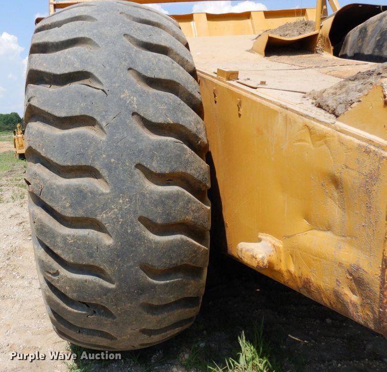 image for item AF9682 1988 Caterpillar 631E  conventional scraper