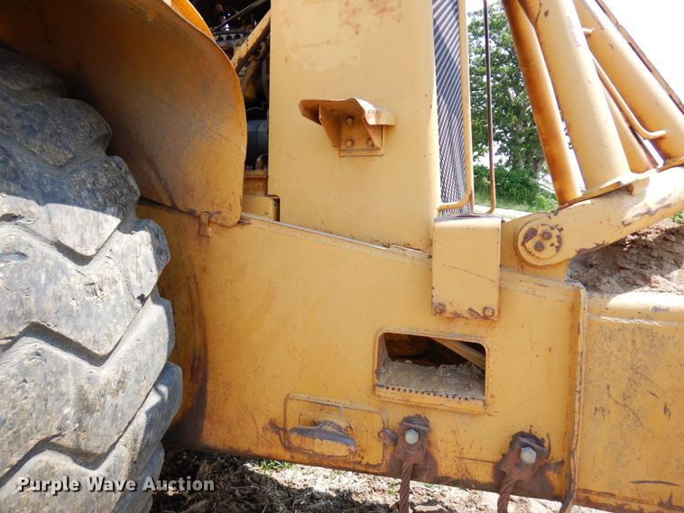 image for item AF9683 1987 Caterpillar 627E  conventional scraper