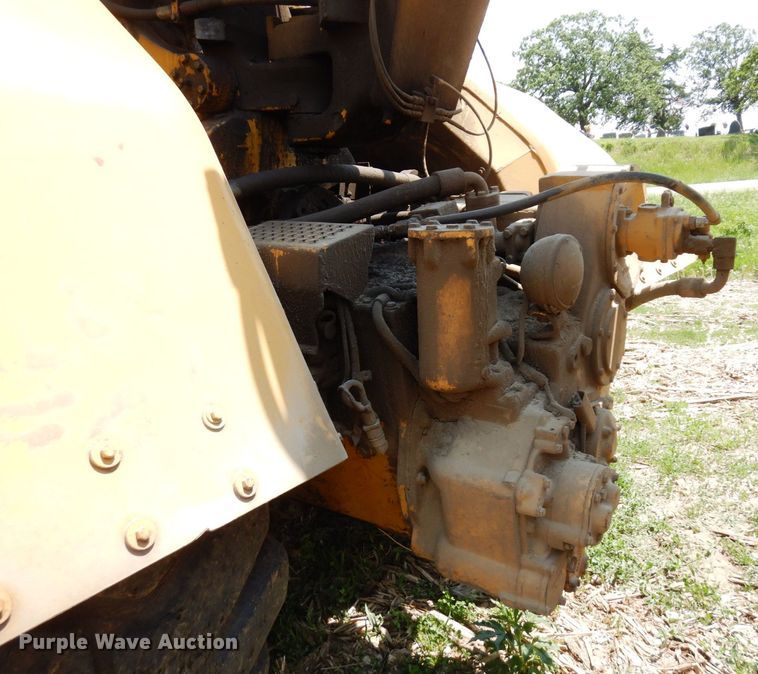 image for item AF9683 1987 Caterpillar 627E  conventional scraper