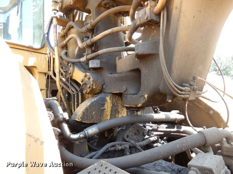image for item AF9683 1987 Caterpillar 627E  conventional scraper