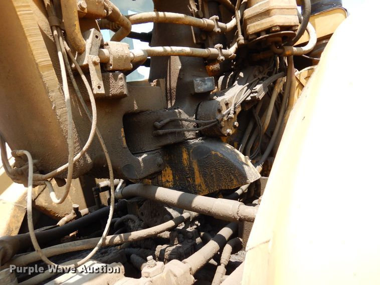 image for item AF9683 1987 Caterpillar 627E  conventional scraper