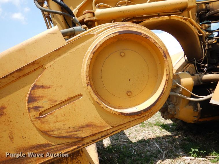 image for item AF9683 1987 Caterpillar 627E  conventional scraper