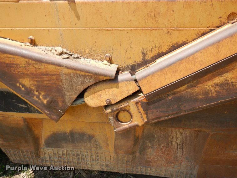 image for item AF9683 1987 Caterpillar 627E  conventional scraper