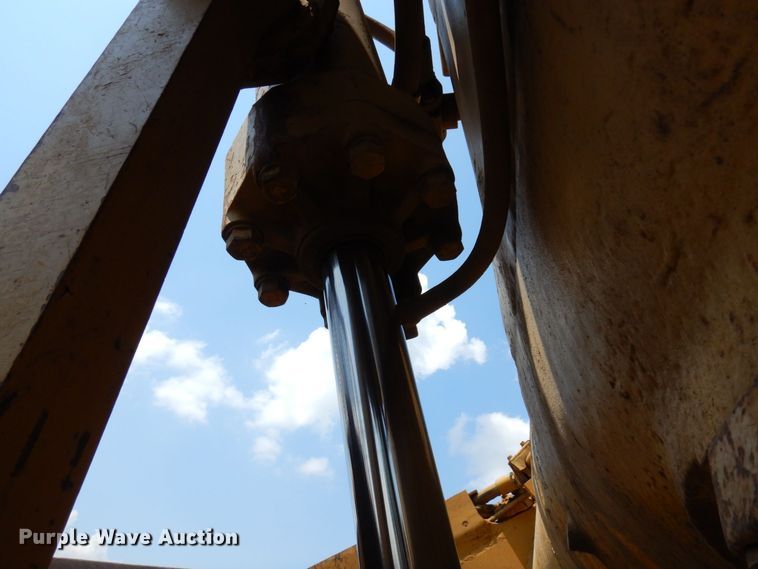 image for item AF9683 1987 Caterpillar 627E  conventional scraper