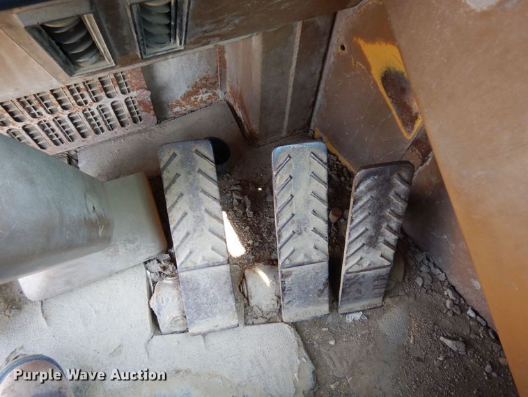 image for item AF9683 1987 Caterpillar 627E  conventional scraper