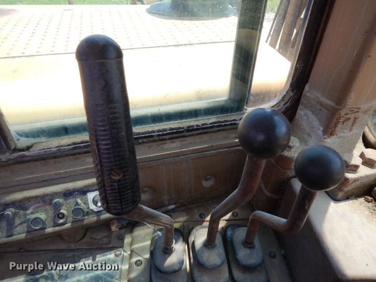 image for item AF9683 1987 Caterpillar 627E  conventional scraper