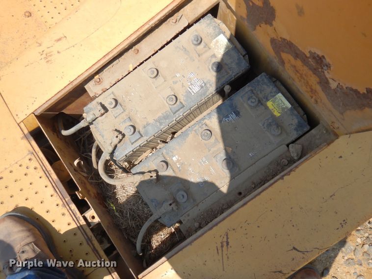 image for item AF9683 1987 Caterpillar 627E  conventional scraper