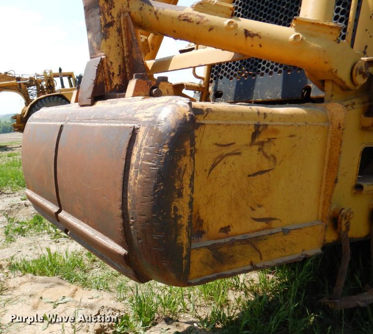image for item AF9684 1987 Caterpillar 627E  conventional scraper