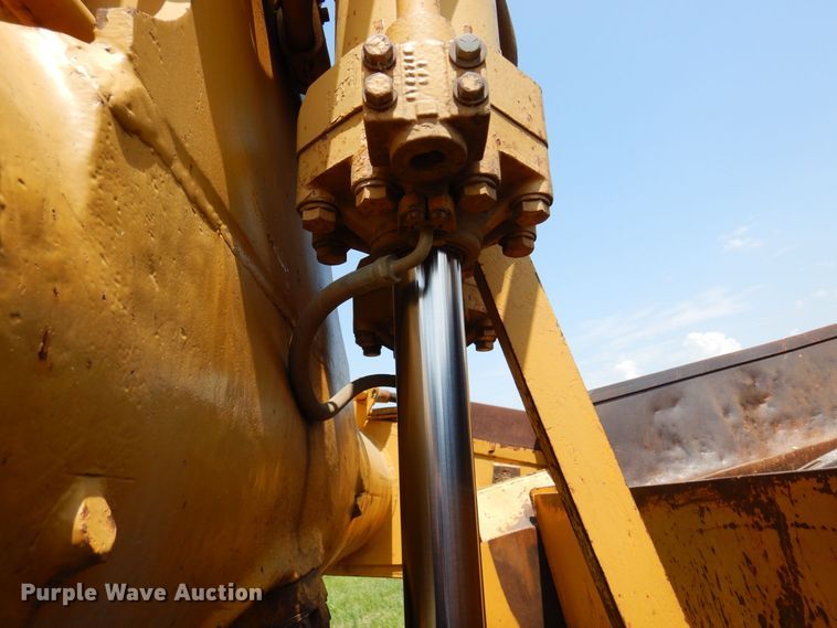 image for item AF9684 1987 Caterpillar 627E  conventional scraper