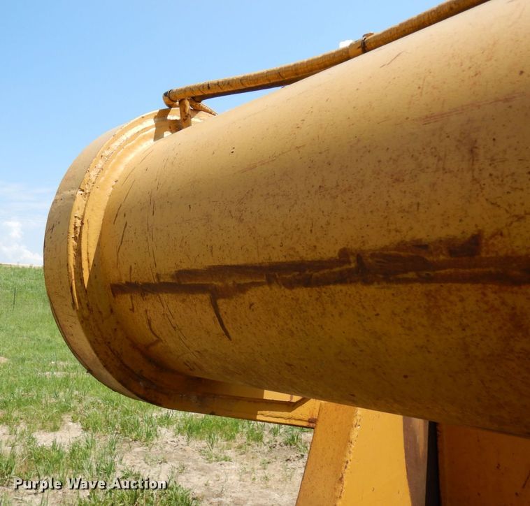 image for item AF9684 1987 Caterpillar 627E  conventional scraper