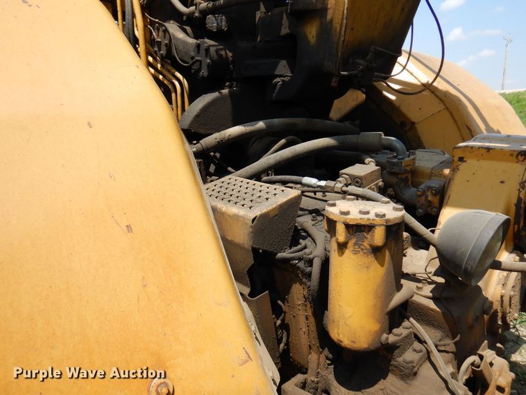 image for item AF9684 1987 Caterpillar 627E  conventional scraper
