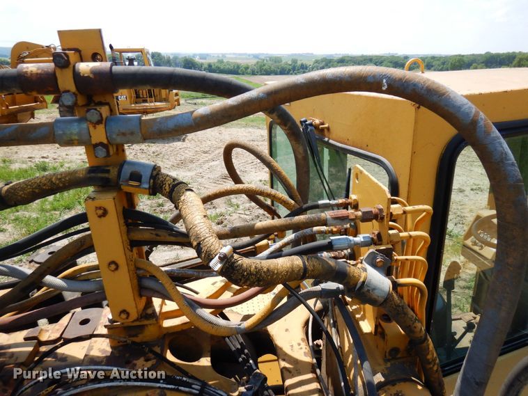 image for item AF9684 1987 Caterpillar 627E  conventional scraper